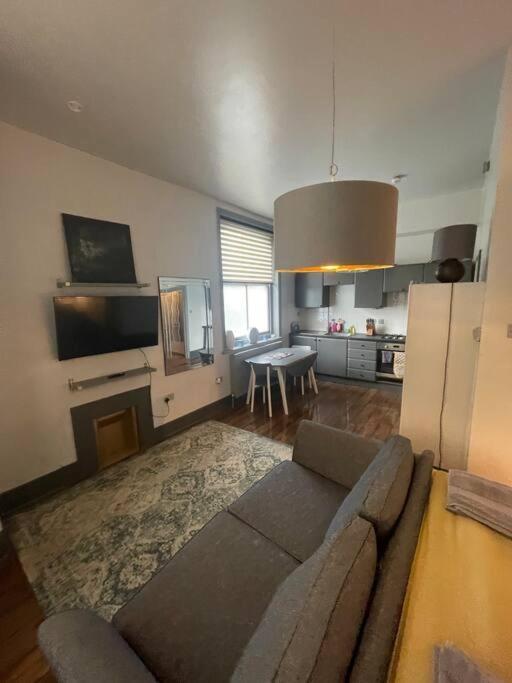 1 Comfortable Studio Apartment Brighton Bagian luar foto